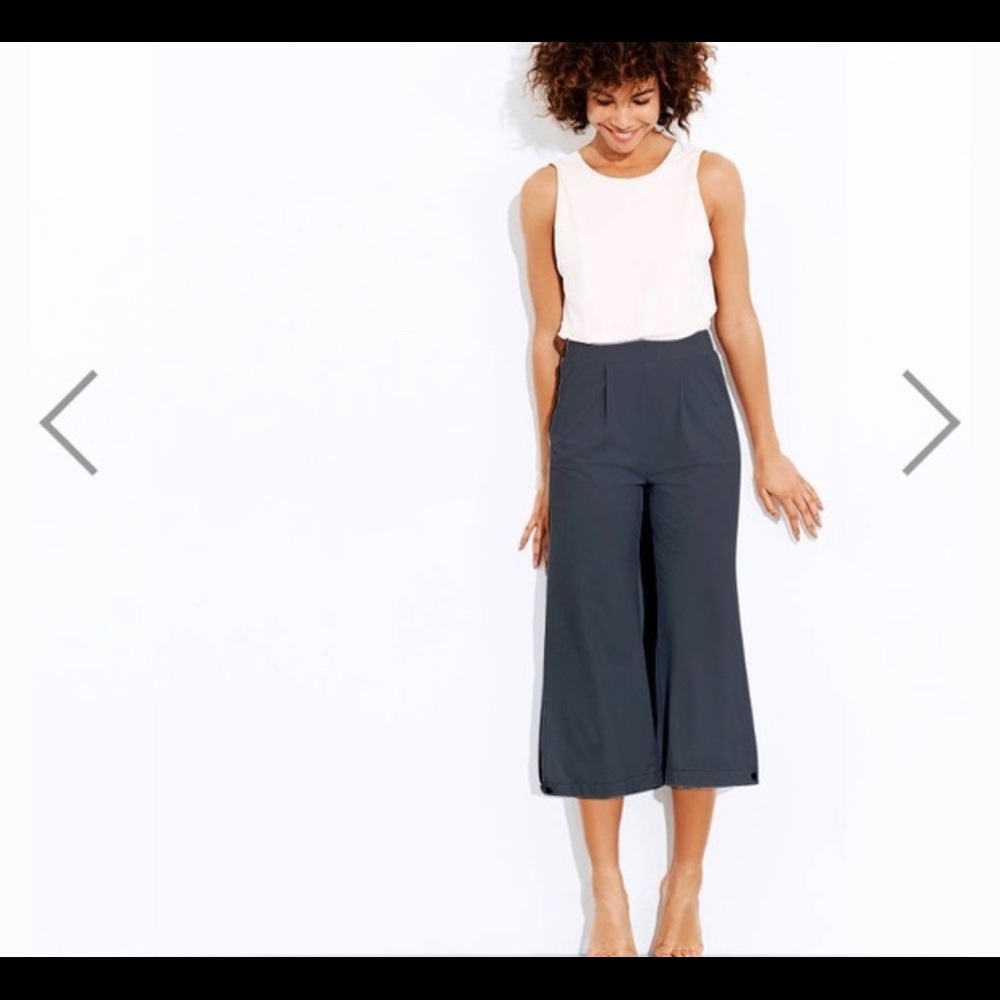 ADAY Women's Cooler Days Dark Gray Culottes - XS